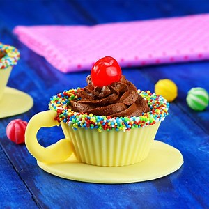 Tutte da mangiare, tranne il cucchiaino! Degne di una pasticceria... Leggi la ricetta qui: http://www.perdavvero.com/tazze | De gustibus