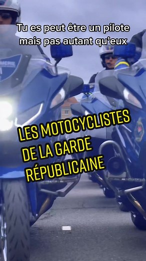 Les Motocyclistes de la Garde Républicaine: Expertise et Dévouement