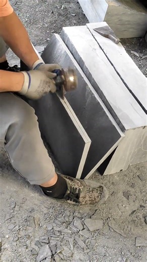 Veteran Stone Master Preserves Traditional Bluestone Craftsmanship