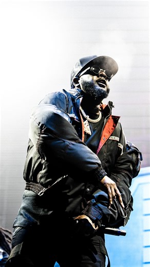 Like we always do it this time 🗣️🗣️🗣️ First time flog gnawer here 👋🏿 I think we did it right | T-Pain