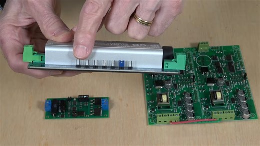 使用 DCC 电路断路器保护您的沙盘儿（415）视频搬运