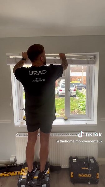 Professional DIY Guide: Installing Window Blinds