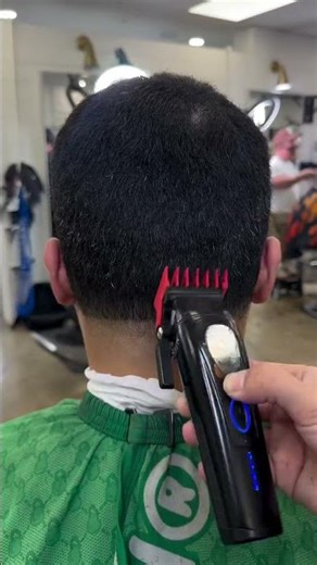 Step-by-Step Taper Fade Tutorial with Clippers and Lineup Techniques #fade #barber #clipper