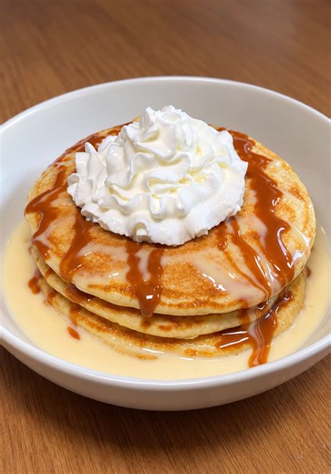 Pancakes de Tres Leches — Receta fácil y esponjosa
