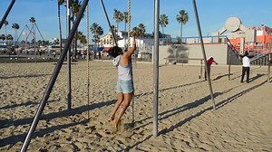 The feel was awesome 😇 Rope climbing at Muscle Beach 😍 Workout can't be better than this!!! #musclebeach #TheShwetaMehta | Shweta Mehta
