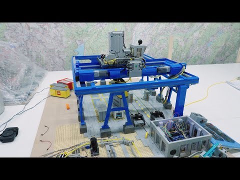 Automated container terminal WIP E54: Moving monorails!