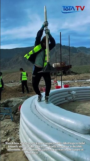 This Earthbag Building Method Is Genius 😳🏜️
