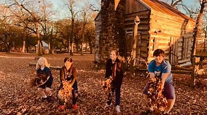 🍂 🍁 Come FALL In love with the Holder Cabin at Frontier Village! Did you know that one of the oldest still-standing one room schoolhouses in Texas is right here in Grayson County? The Cold Springs School—originally known as the W.L. Holder Cabin—was built around 1850 by a group of pioneers led by William L. Holder. This one-room log cabin first served as a temporary home for settlers waiting on their land grants, back when it sat at the crossroads of Crawford Road and Harvey Lane in Denison. N