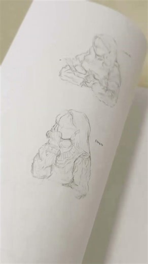 Figure Drawing in Action | IB MYP Visual Arts at Wroclaw International School 🎨 #ibschool #wroclaw