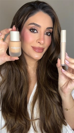 Andrezza Minotto on Instagram: "Resenha super completa base e corretivo @mascavo Base cor 25N Corretivo cor 30C Comparação com as cores de base 13 da Nina secrets, 3N LP beauty e 9NF da Karen bachini Espero ter ajudado 🤍 #mascavo #maquiagem"