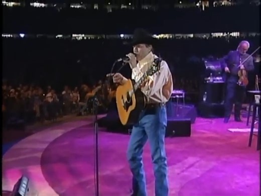 George Strait – She’ll Leave You with a Smile...🎶 Press to play Music Video: https://best-country-songs.greatestoldiessongs.org/george-strait-shell-leave-you-with-a-smile/?utm_source=facebook&utm_medium=dreel&utm_campaign=bestclassiccountrysongsever | Best Classic Country Songs Ever