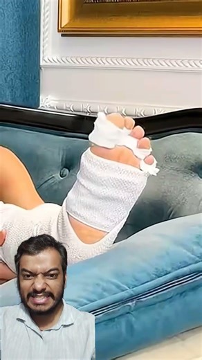 the result of asking for food with her feet😱🦶#shorts #funny #viralshorts