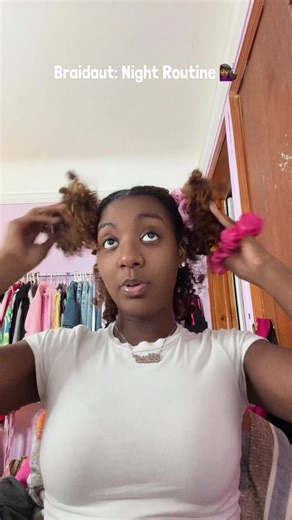 Braid-out nighttime routine 💇🏾‍♀️ This is how I preserve my curls overnight. What’s everyone else doing to keep their curls looking good the next day? 👀 braidout #naturalhairroutine #naturalhairtok #curlyhairroutine #nighttimeroutine #hairtok