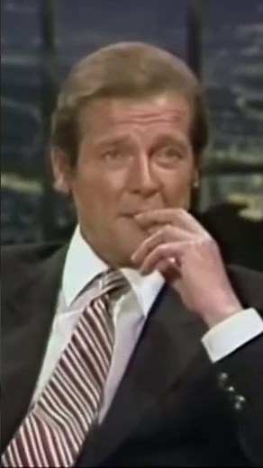 ROGER MOORE - Scottish joke (The Tonight Show Starring Johnny Carson, 1982)