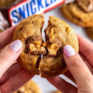 1.1M views · 3.2K reactions | NEW! Here's how to make my 4-ingredient Snickers cookies  They only take 20 minutes from start to finish! Who fancies giving them a go? FULL RECIPE: https://glutenfreecuppatea.co.uk/2020/09/07/4-ingredient-snickers-cookies-recipe/ | Becky Excell Gluten Free | Facebook