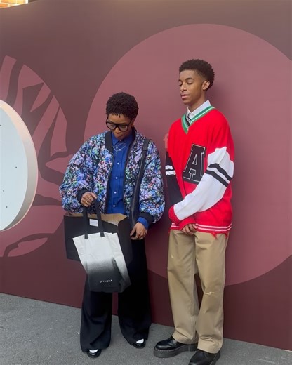 ⚡️Isaiah Russell-Bailey⚡️ on Instagram: "Kicking off #BlackHistoryMonth with @15percentpledge at @paramounttelevisionstudios!! Took a moment to stop by the stage I filmed #FamilyReunion on. #Memories"