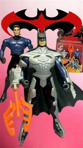 Toy Showcase: Battle Gear Bruce Wayne transforms into Batman from Batman & Robin 1997 #toyvideo