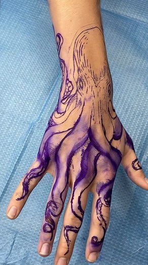 McKenna Wilson on Instagram: "I freehanded and tattooed hands/knuckles for the first time all in one tattoo 🤪 If ya don’t feel uncomfortable you might not be pushing yourself hard enough 💪 Can’t wait to share the finished piece after it’s shaded 🔥 DM me to book! #fyp #tattoo #tattooideas #apprenticetattoo"
