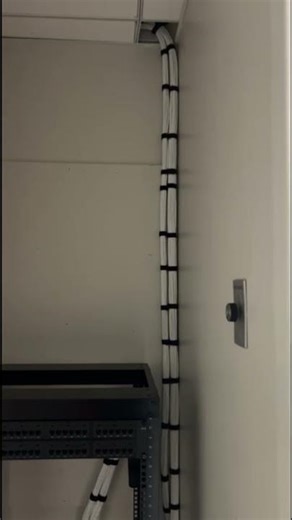 Built to connect ⚡️ #structuredcabling #cabling #serverrack #fyp #foryoupage #supportmychannel