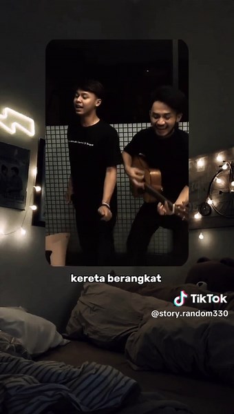 Lagu Kereta Malam - Versi Gitar dengan Lirik | Raffaaffar