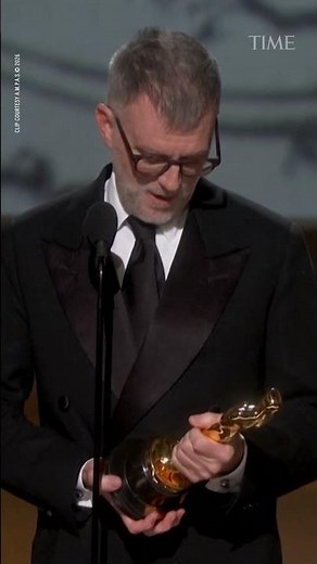 Paul Thomas Anderson wins his first Oscar: “I wrote this movie for my kids to say sorry”