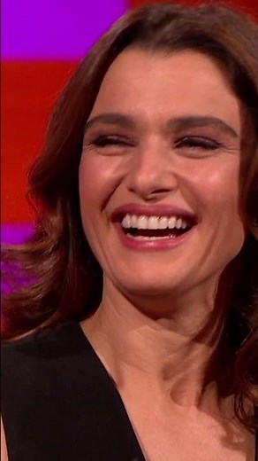 Rachel Weisz was a very naughty schoolgirl 😈