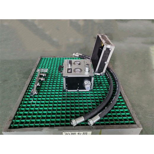 Calibrate with Confidence: High-Precision Portable Hydraulic Gauges