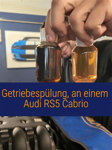 🏎️ Ein Audi RS5 Cabrio auf der Bühne – und heute bekommt nicht der Motor die Aufmerksamkeit. 😳 Bei diesem RS5 führt Marco eine Getriebespülung durch und zeigt, warum dabei deutlich mehr passiert, als einfach nur das alte Öl abzulassen. 🔧 Gerade bei leistungsstarken Fahrzeugen ist die regelmäßige Wartung des Getriebes entscheidend, damit Schaltkomfort und Lebensdauer erhalten bleiben. Im Video zeigt Marco Schritt für Schritt, wie eine professionelle Getriebespülung abläuft und worauf dabei gea