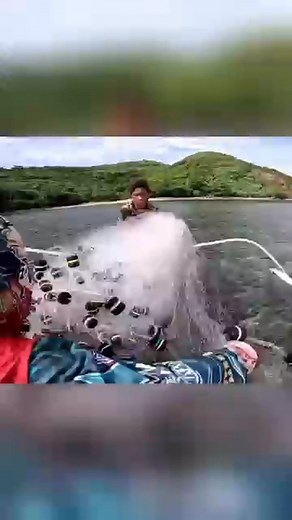 Hundred-Meter Net_Huge Catch | Fynshore