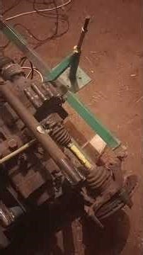 Traktorek sam, połączenie silnika motocyklowego ze skrzynią samochodową. #automobile #traktorz2