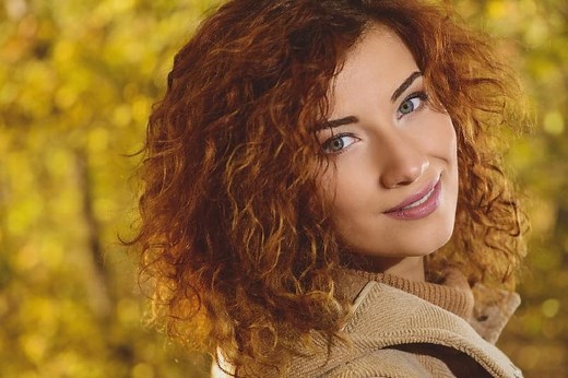 7 Chic Body Wave Perm Hairstyles for Short-Haired Divas