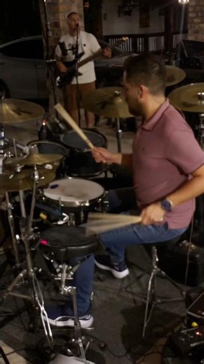 Sesión en vivo ‪@grupovirreyesoficial‬ 🥁🔥