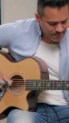 The Builder's Edition 614ce WHB is a genre-bending acoustic chameleon. Featuring maple paired with torrefied spruce and a stunning Wild Honey Burst finish, this Builder's Edition breaks musical boundaries. | Taylor Guitars