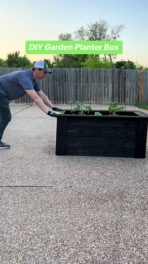 🌱 DIY Mobile Garden Planter Box Ever wished you could easily move your garden for the perfect sunlight? Follow along as we guide you through building your very own durable planter box with hidden wheels—perfect for any backyard or patio. 🛠️ Get the full materials list, detailed instructions, and more DIY tips by visiting our blog. #GardenTok #RaisedGardenBox #SustainableLiving #DIYGardenPlanter #BackyardGarden #PlanterBox #MobileGarden #RaisedGarden #Casters