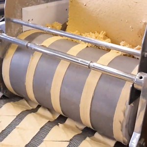 This machine can make 200 pounds of tortilla chips in just one hour 😋 For more content: http://bit.ly/2BsvUPh | Yahoo Singapore