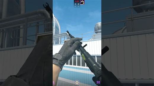 Amazing Molotov TOP OF HUT On 核子危机 In CS2 #cs2 #shorts