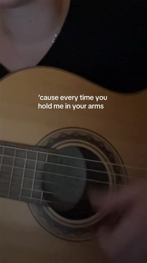 Bubbly by Colbie Caillat - Chill Acoustic Guitar Cover