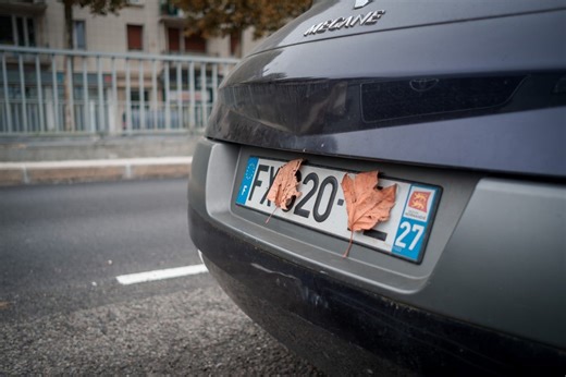 Plaques d'immatriculation : elles seront bientôt plus faciles à lire par les forces de l'ordre ?