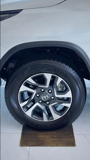 Toyota Fortuner Legender SUV 4WD #toyota #fortuner #fortunerlegender #fortuner4x4 #suv