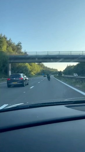 Close call 🫣😬🤷‍♂️ Follow Brum Life for more content 👍Share to your stories 🙌#brumlife #birmingham #brum #reels #viral #fyp #foryou #bikelife | Brum Life