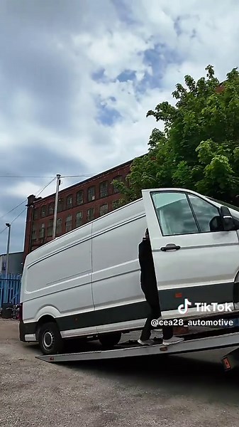 Another busy and rewarding Saturday at CEA Automotive! We closed the week on a high note with three beautiful cars leaving our workshop — all sorted and delivered with full customer satisfaction: 🔧 Volvo XC90 – Airbag fault, diagnosed and fixed 🔊 BMW X3 – Harman Kardon amplifier rescued from water damage 🖥️ Toyota Prado – Sleek Tesla-style Android headunit installed And just when we thought the day was done… A giant VW Crafter rolled in — completely stuck and refusing to move! That’s how we d