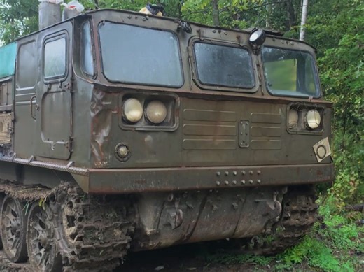 1952年苏制ATS-59G履带牵引车