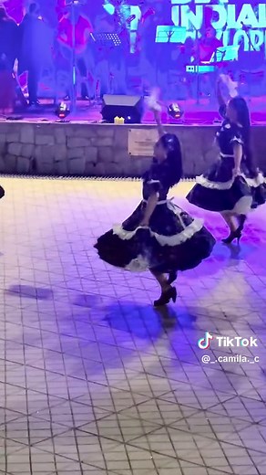 una de mis coreografías y cuecas favoritas 🥹❤️‍🩹 #fypシ #chile #cuecachilena #cueca #folklore #huasochileno #china #fypシ゚viral #fyp