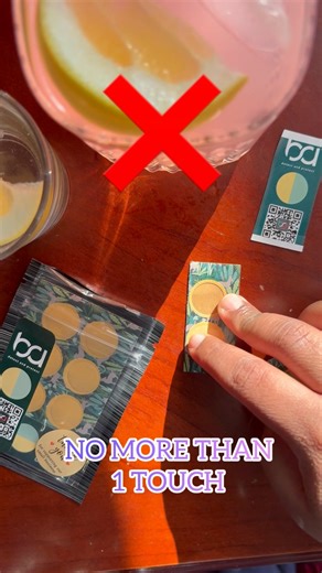 The only right way you use our Tutella, our drink spike testing stickers. Shop now on www.besafeas.com [drink spike, self care, drink, tutella, small business] #drinkspikingawareness #selfcare #tutella #diorlipoil #dior | Besafeas