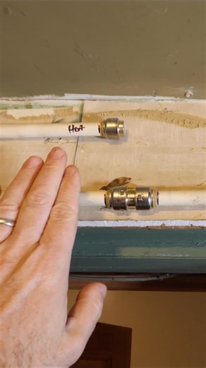 SharkBite push-to-connect fitting tips…I’m swapping out a SharkBite coupling for a SharkBite tee and washing machine valve. This helps me connect a hose to the cold water for mixing mortar and concrete. Correct prep is always important for a leak-free install. Many thanks to SharkBite for sponsoring this tutorial #plumbing #sharkbiteplumbing #dıy #homerenovation #sponsored | Home Repair Tutor