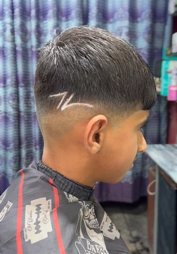 Stylish Mid Fade Haircut Guide