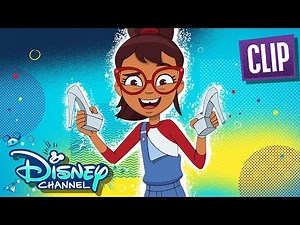 Hailey’s On It! | Item 232 Learn to Walk in High Heels 👠 | @disneychannelanimation