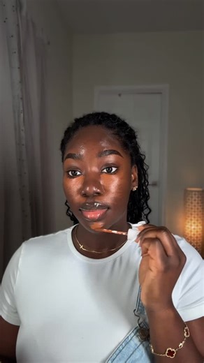 Elsie Johnson on Instagram: "Detailed Tutorial on how to Bronze, contour and highlight 🤍 Save this video and come back to it. Products used: Concealer: @fentybeauty BY RIHANNA Pro Filt’r Instant Retouch Longwear Liquid Concealer - Shade 460 Setting Powder @fentybeauty Pro Filt’r Instant Retouch setting powder - Nutmeg Cream Contour: @juviasplace Bronze Duo -Deep Dark Cream and Powder Blush @patricktabeauty Major Headlines Double Take Crème and powder Blush duo - She left me on Red Finishing pow
