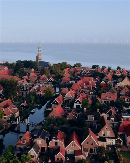 32K views · 287 reactions | Hindeloopen – Nederland zoals op een...