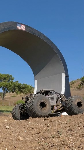 1.7M views · 10K reactions | Monster loop! #monstertruck #gopro #flip #stunt #loop #monsterjam #4x4 #offroad #losi #rc | Big ‘Merica_rc | Facebook